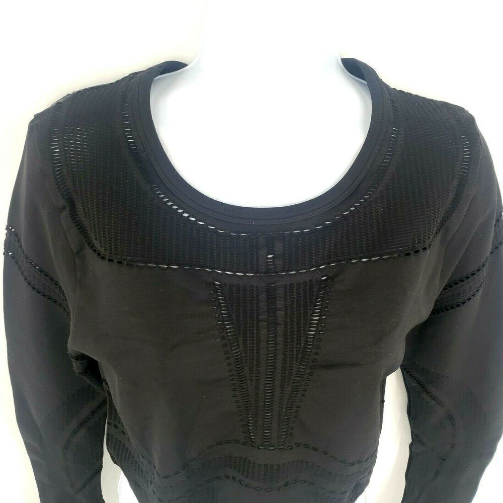 Fabletics Top Seamless Compression Mesh Crop - Picture 5 of 12